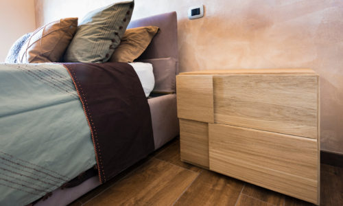 Comò in rovere naturale