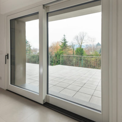 Serramenti legno/alluminio -ferramenta antiefrazione AGB RC2 (Arch. Paola Mazzaglia)