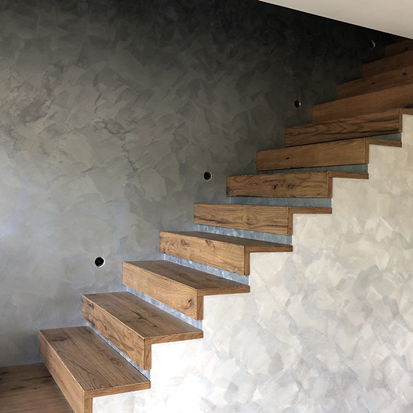 scala a giorno in rovere