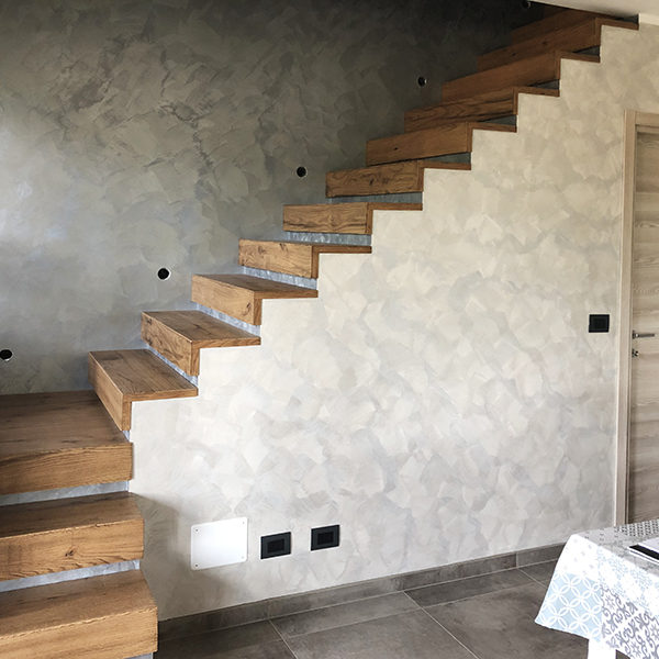 scala a giorno in rovere
